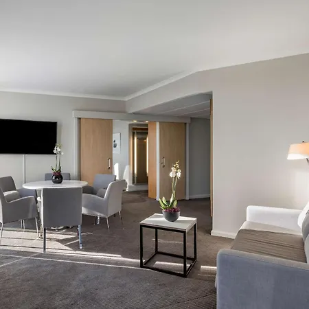 Radisson Blu Hotel London Stansted Airport-3